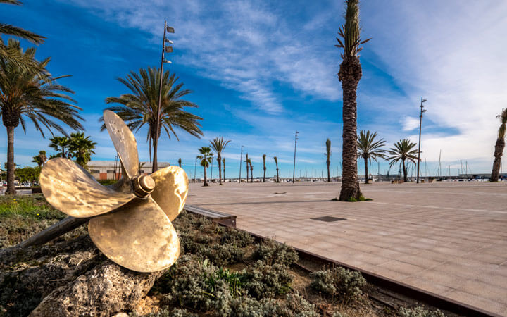 Pavimentación del Paseo del Puerto de Vilanova y la Geltrú